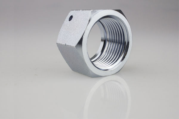 Hydraulic Retaining Nuts